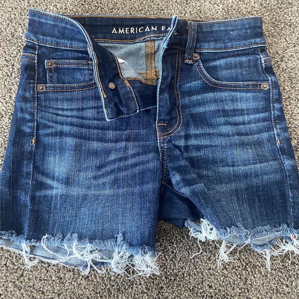 AE Women/Girls Shorts